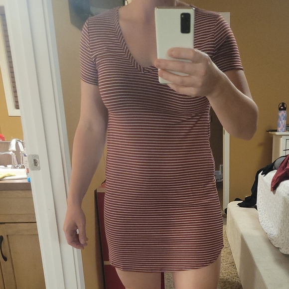 $5 ADD ON ITEM TO ANY OTHER ITEM PURCHASED IN MY CLOSET ** Olivia Rae Dress - Picture 3 of 3